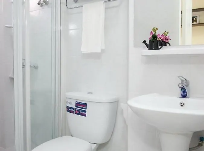 Charming Resident Near Bts Ekkamai Station * 曼谷